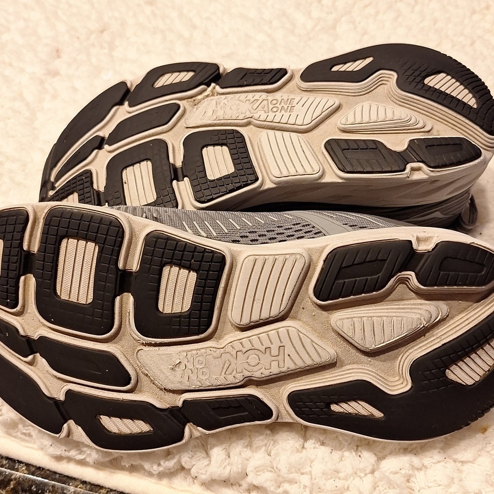 Mens Hoka One One Sneakers Size 9.5E - Picture 4 of 6